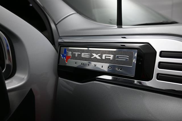 Used 2025 GMC Sierra 2500 SLT w/ Texas SLT Premium Package AWD/4WD image 6