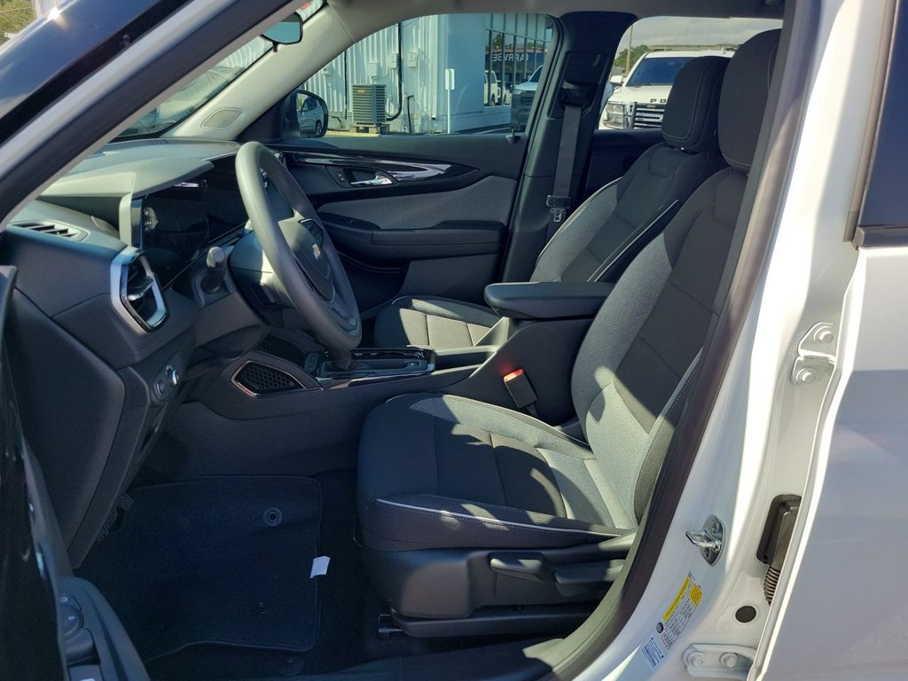 New 2026 Chevrolet TrailBlazer LS w/ LS Convenience Package FWD image 18