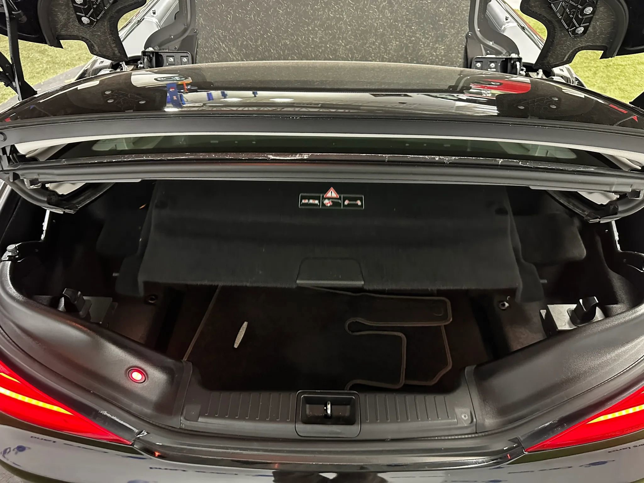 Used 2018 Mercedes-Benz SL 450 image 13