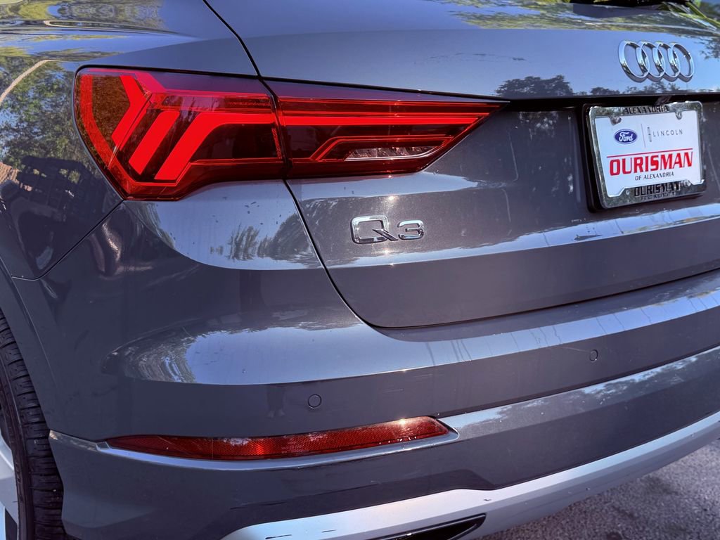 Used 2021 Audi Q3 2.0T Premium w/ Convenience Package AWD/4WD image 30