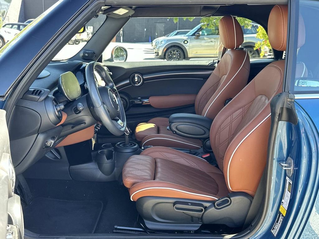 Used 2023 MINI Cooper Convertible image 16