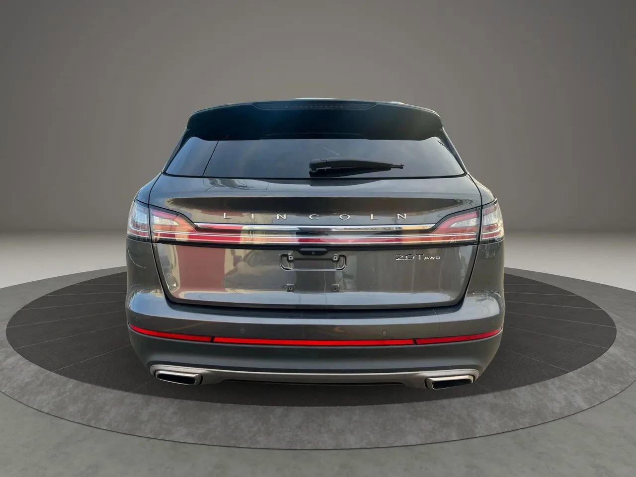 Used 2019 Lincoln Nautilus Premier AWD/4WD image 6