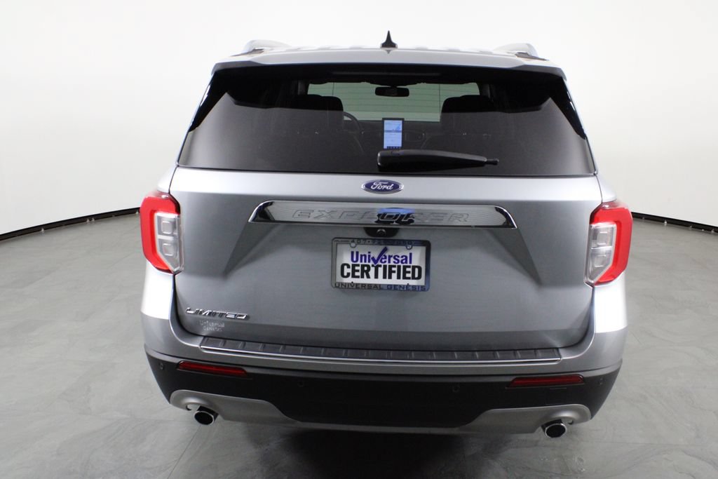 Used 2024 Ford Explorer Limited w/ Limited Technology Package RWD image 9