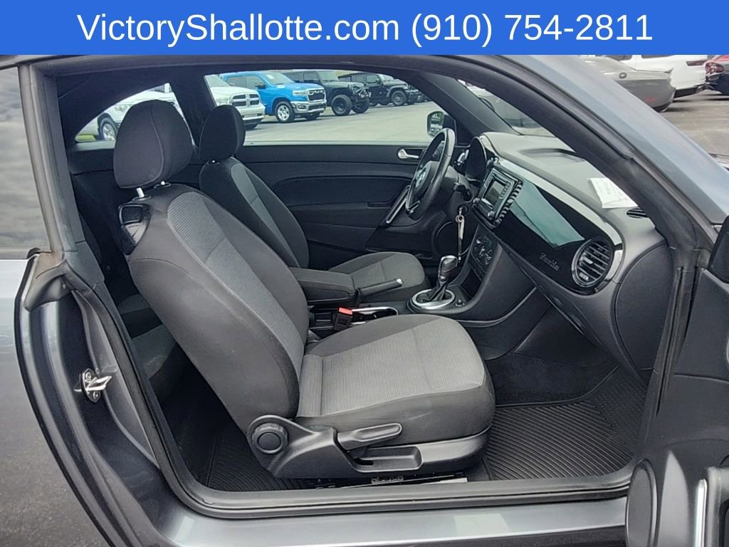 Used 2017 Volkswagen Beetle 1.8T FWD image 23