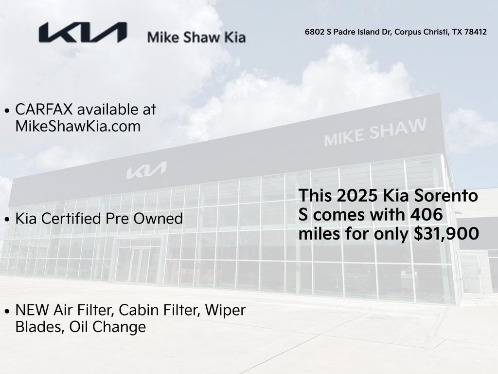 Certified 2025 Kia Sorento S FWD image 3