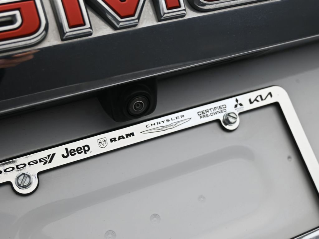 Used 2023 GMC Yukon SLT image 43