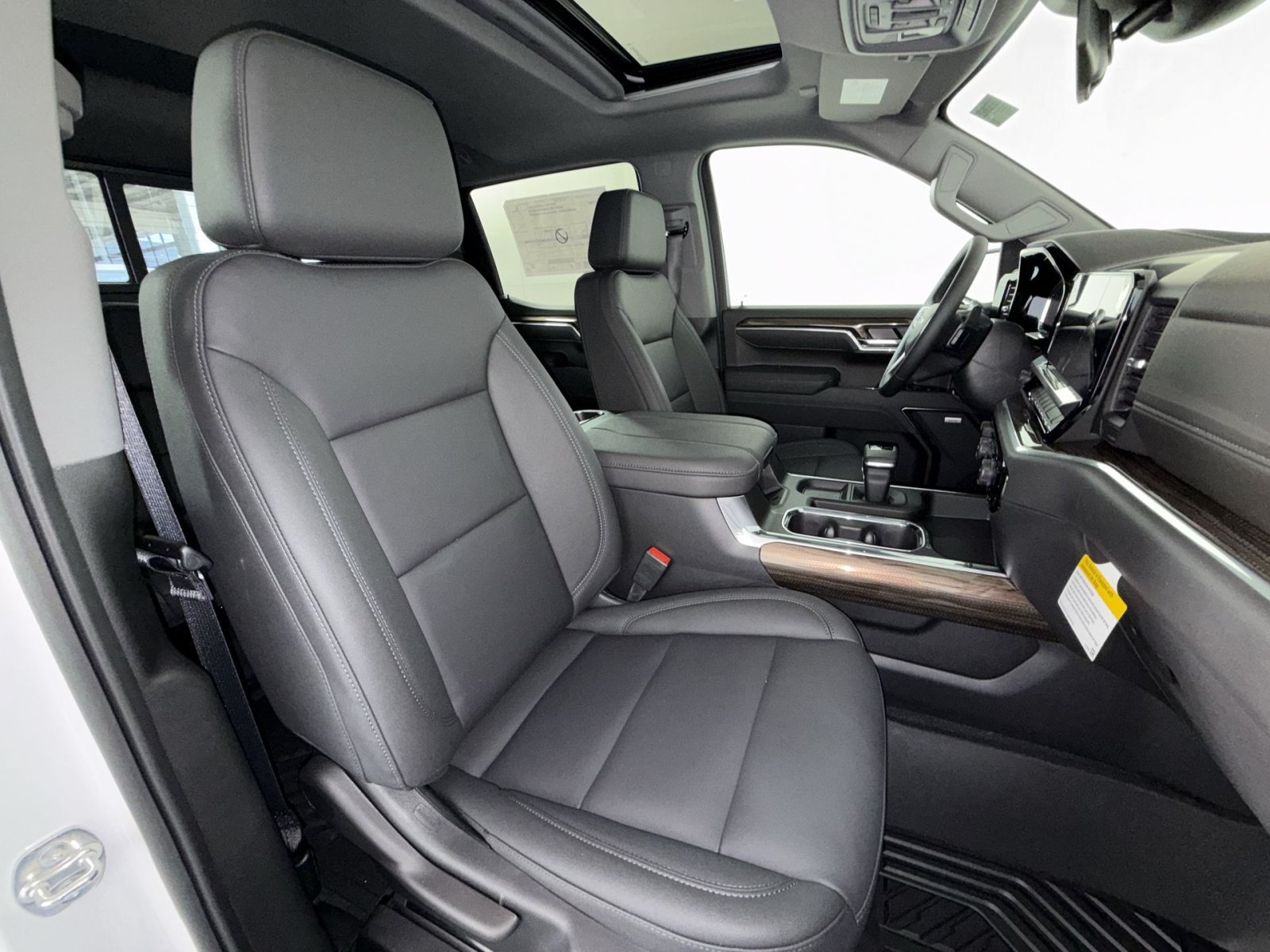 New 2026 Chevrolet Silverado 1500 LT Trail Boss w/ LT Trail Boss Premium Package AWD/4WD image 28