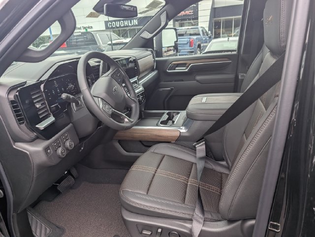 New 2026 Chevrolet Silverado 2500 High Country w/ Midnight Edition AWD/4WD image 15