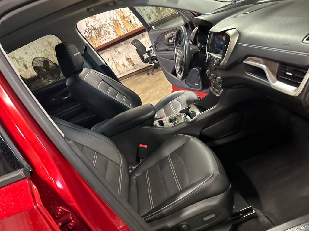 Used 2022 GMC Terrain Denali w/ Denali Premium Package image 36