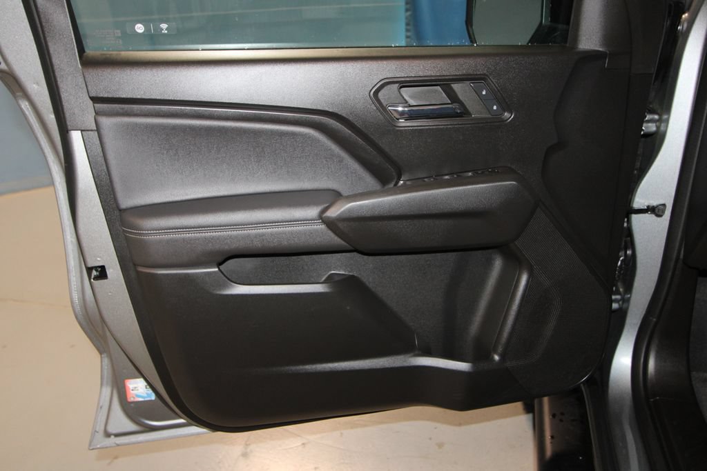 Used 2023 GMC Canyon Elevation w/ Elevation Premium Package RWD image 5