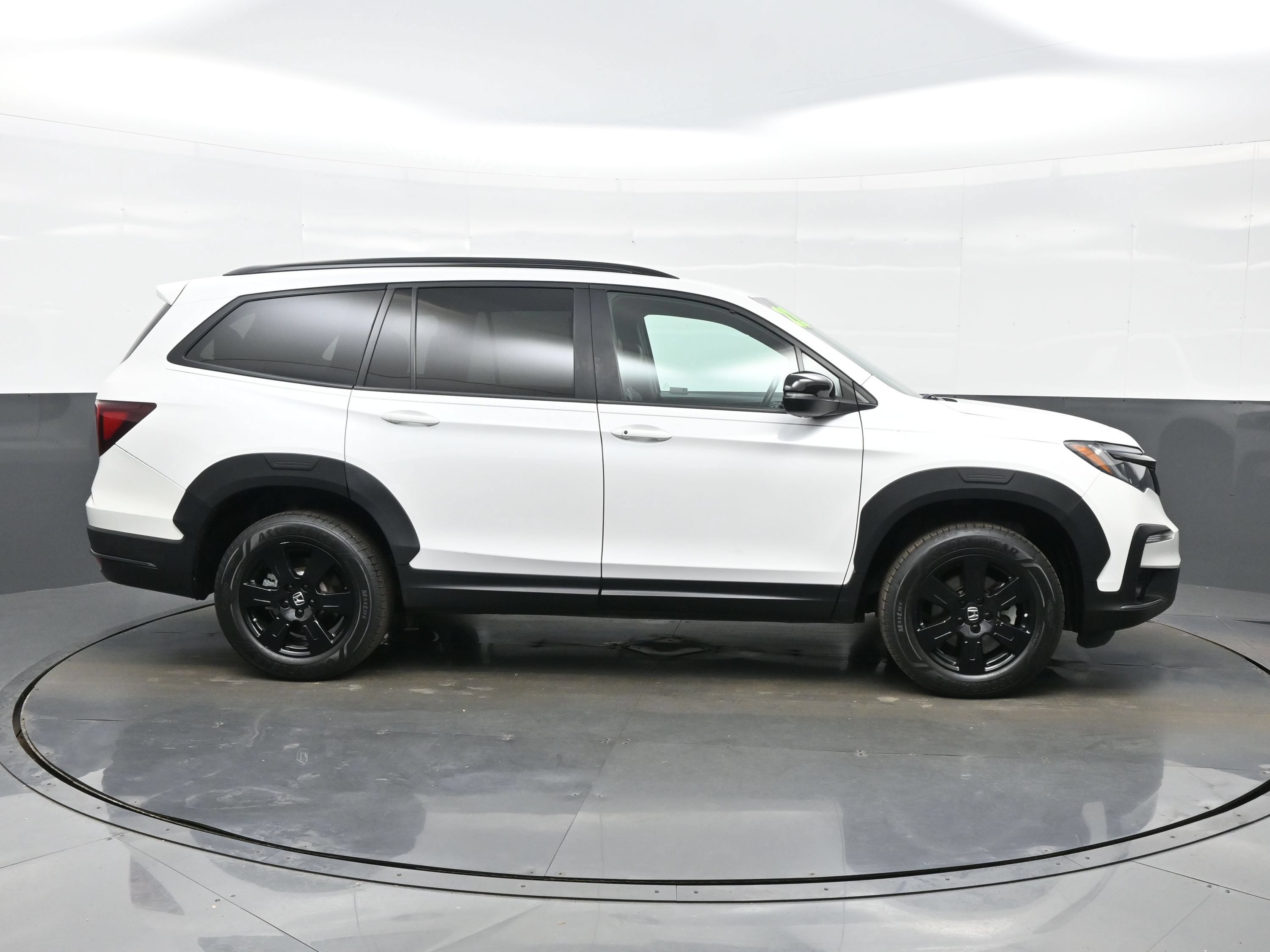 Used 2022 Honda Pilot TrailSport image 7