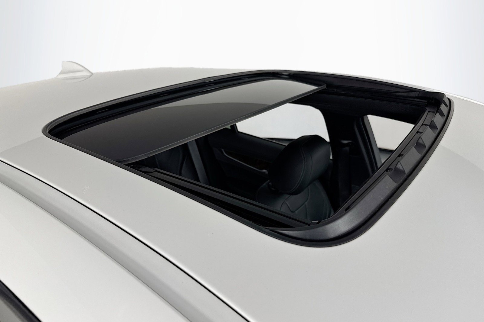 Used 2019 BMW X6 sDrive35i RWD image 22