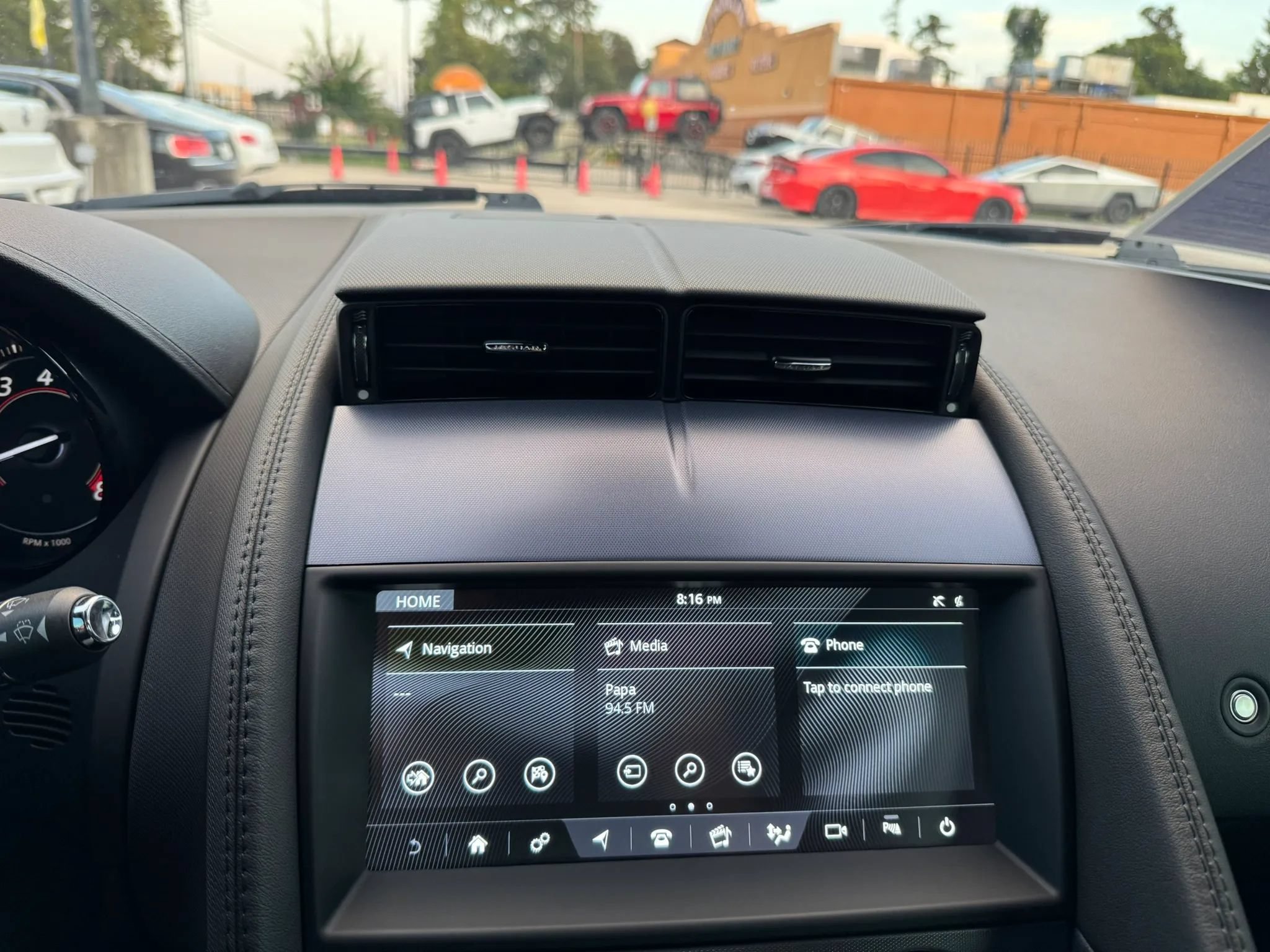 Used 2020 Jaguar F-TYPE Coupe RWD image 30