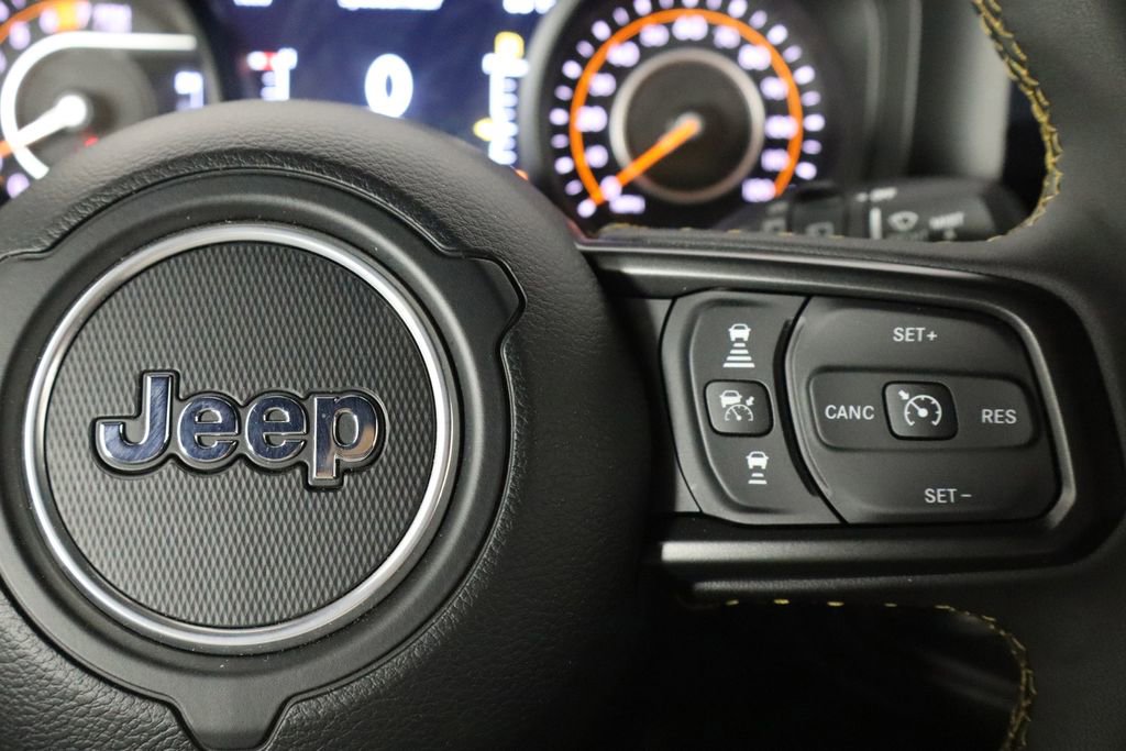 Used 2024 Jeep Wrangler Willys image 10