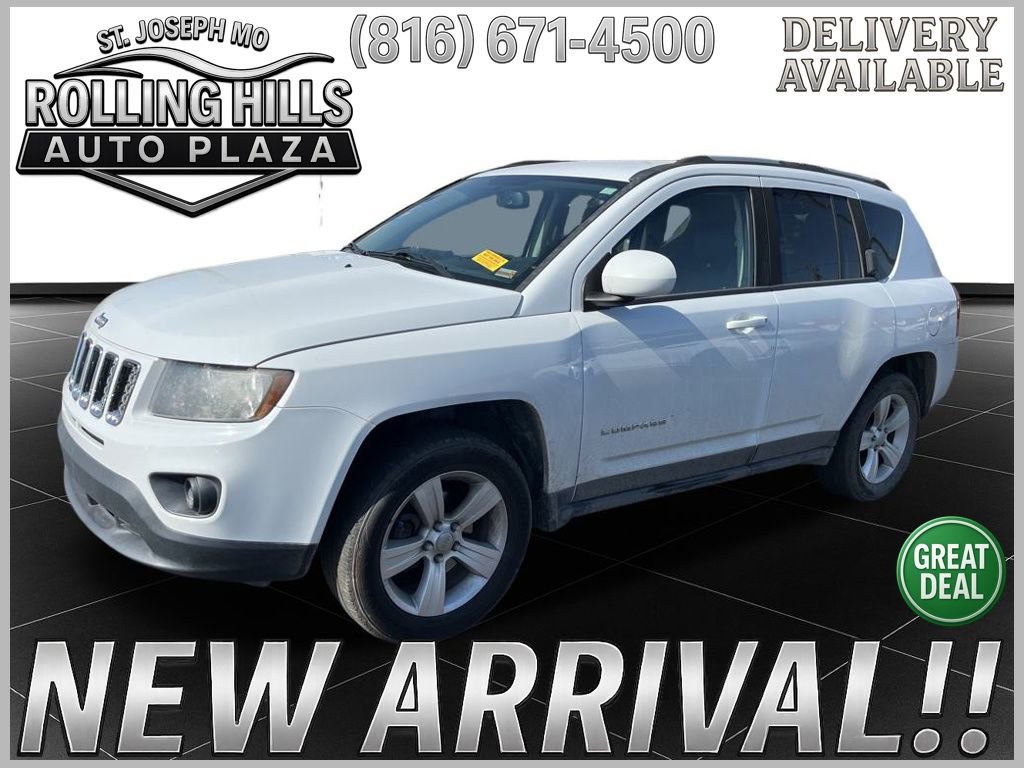Used 2015 Jeep Compass Latitude image 1