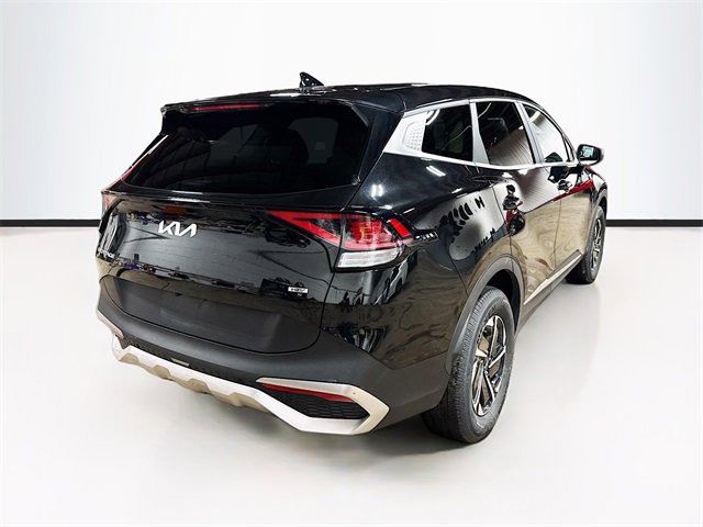 Used 2023 Kia Sportage LX image 7