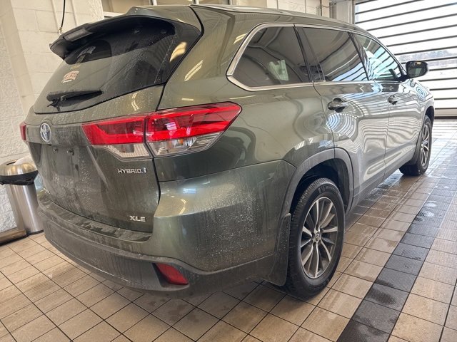 Used 2019 Toyota Highlander XLE image 4