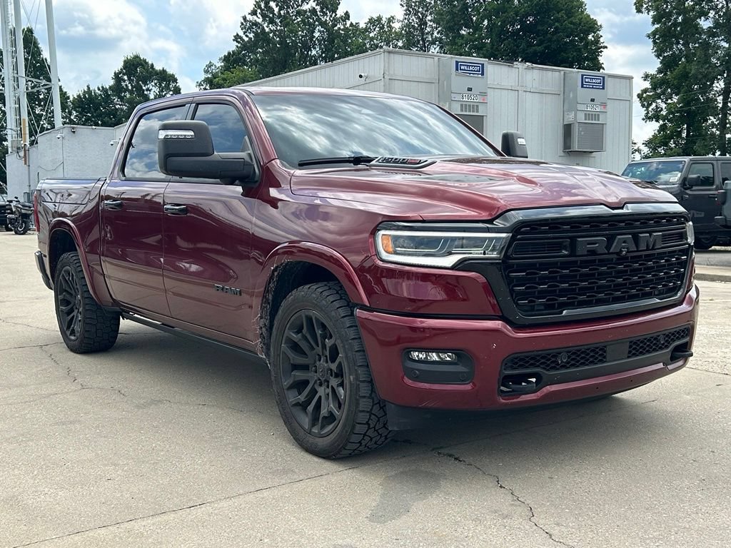 Used 2025 RAM 1500 Limited AWD/4WD image 4