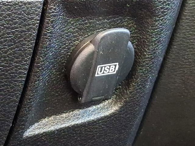 Used 2017 RAM 3500 Big Horn image 28