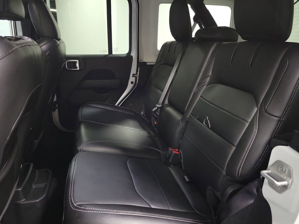 Used 2023 Jeep Wrangler Unlimited Sahara w/ Cold Weather Group image 19