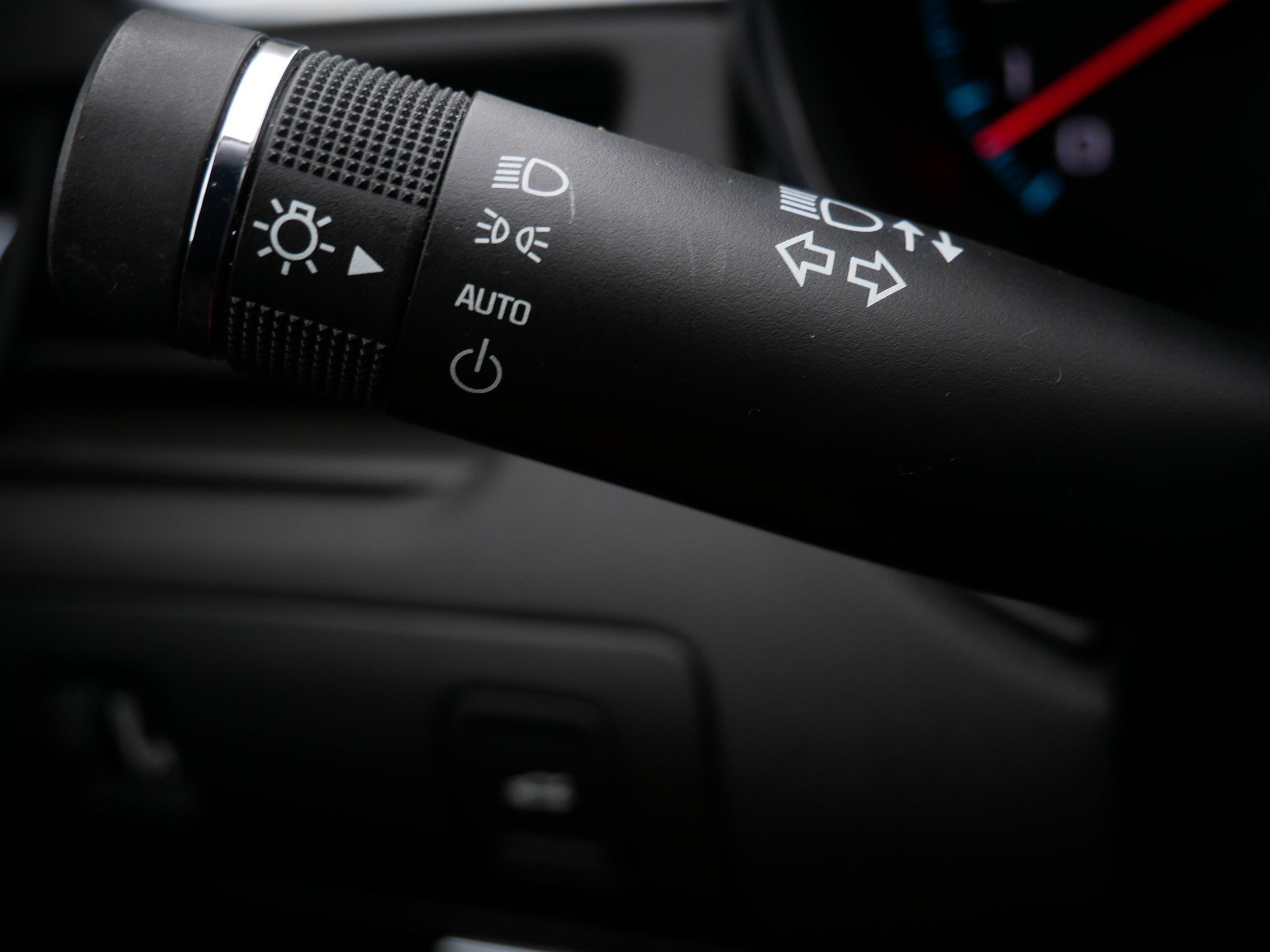 Used 2017 Chevrolet Impala LT FWD image 31