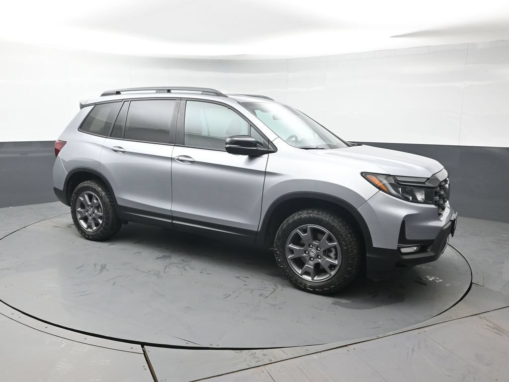 Certified 2024 Honda Passport TrailSport image 8