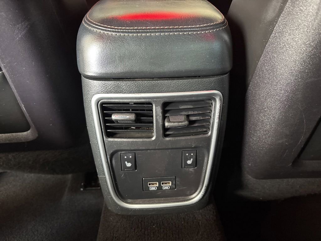 Used 2020 Chrysler 300 Limited RWD image 20