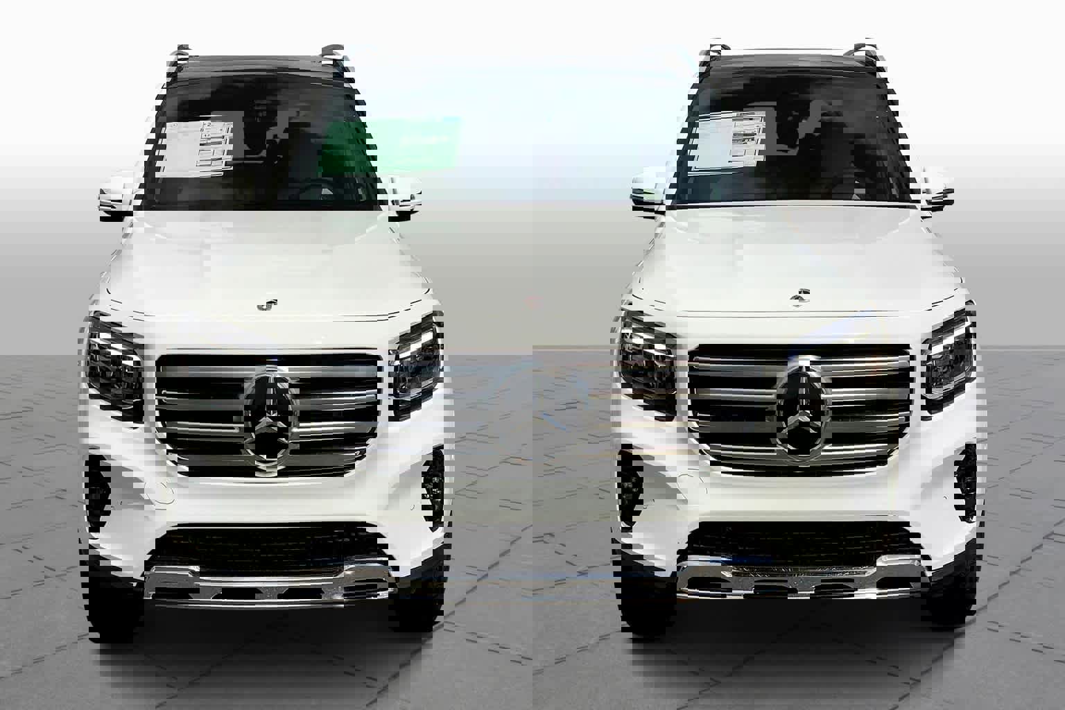 Used 2025 Mercedes-Benz GLB 250 GLB 250 image 3