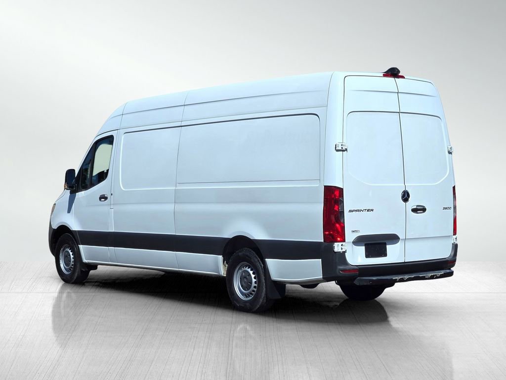 Used 2021 Mercedes-Benz Sprinter 2500 w/ Driver Convenience Package image 6