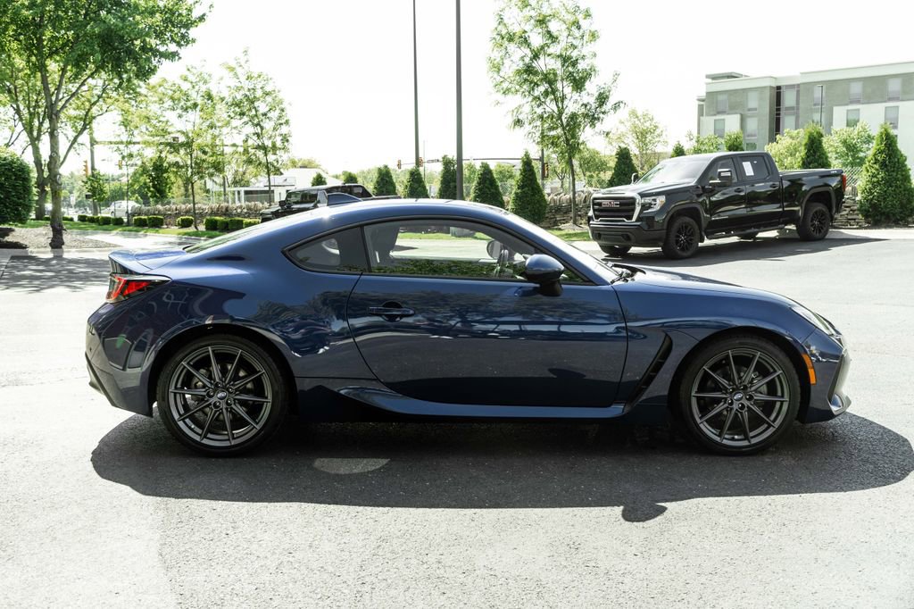 Used 2022 Subaru BRZ Limited RWD image 3