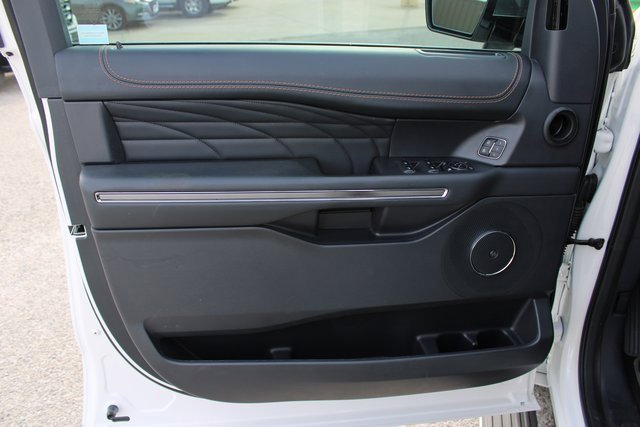 Used 2024 Ford Expedition Max Platinum image 13