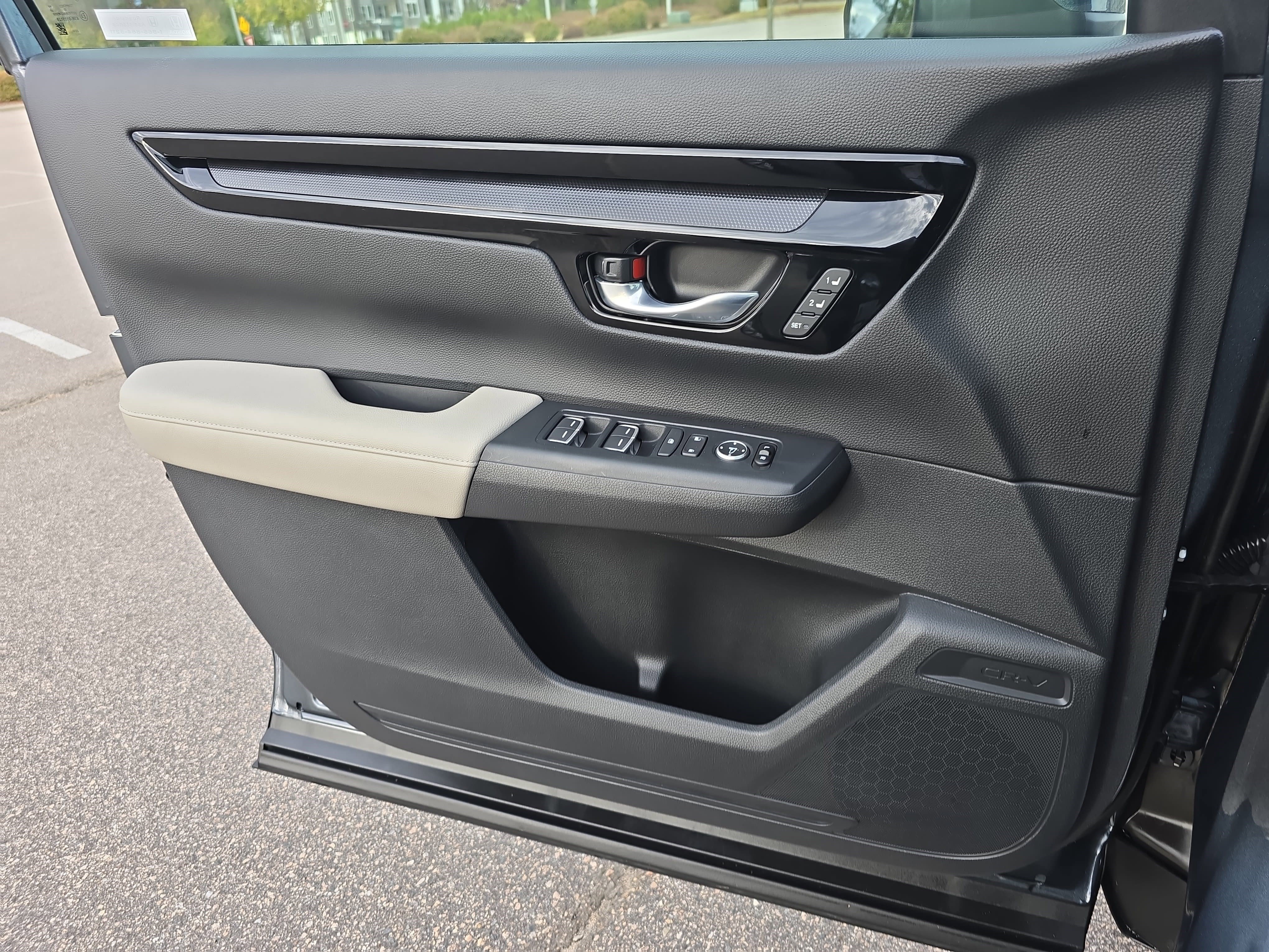 Used 2023 Honda CR-V EX-L image 27