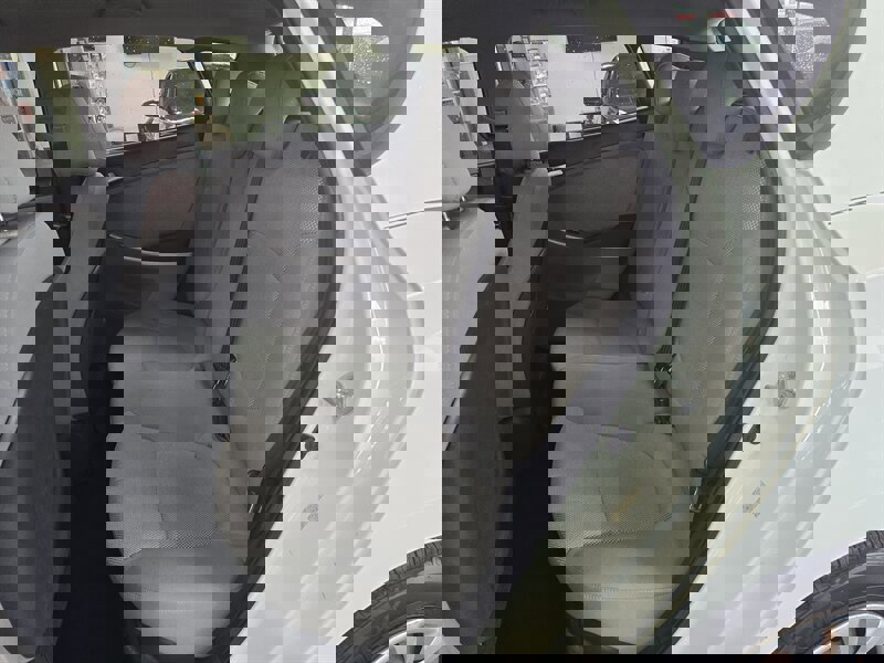 Used 2013 Hyundai Accent GS image 10