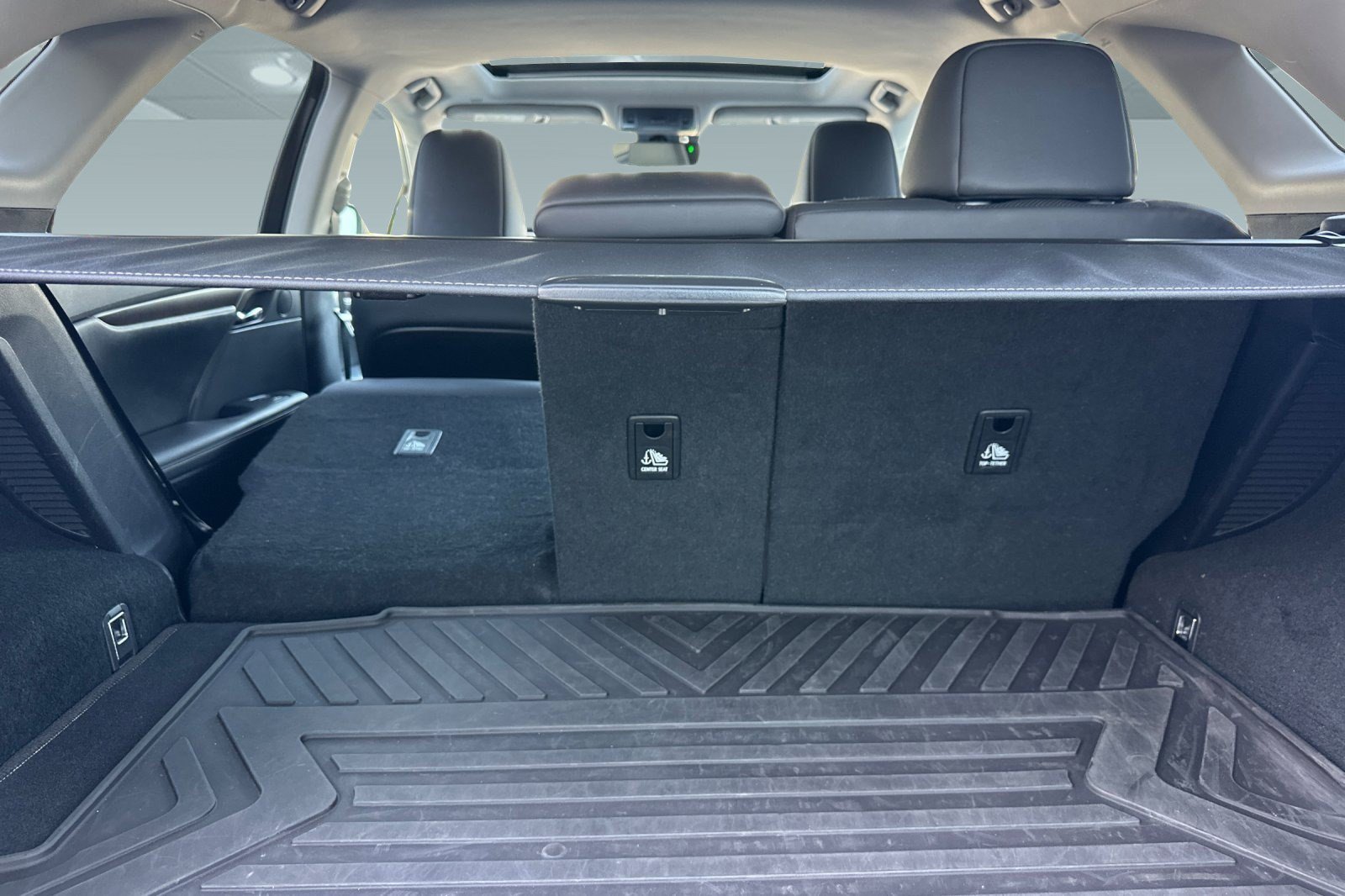 Certified 2022 Lexus RX 450h AWD w/ Premium Package image 26