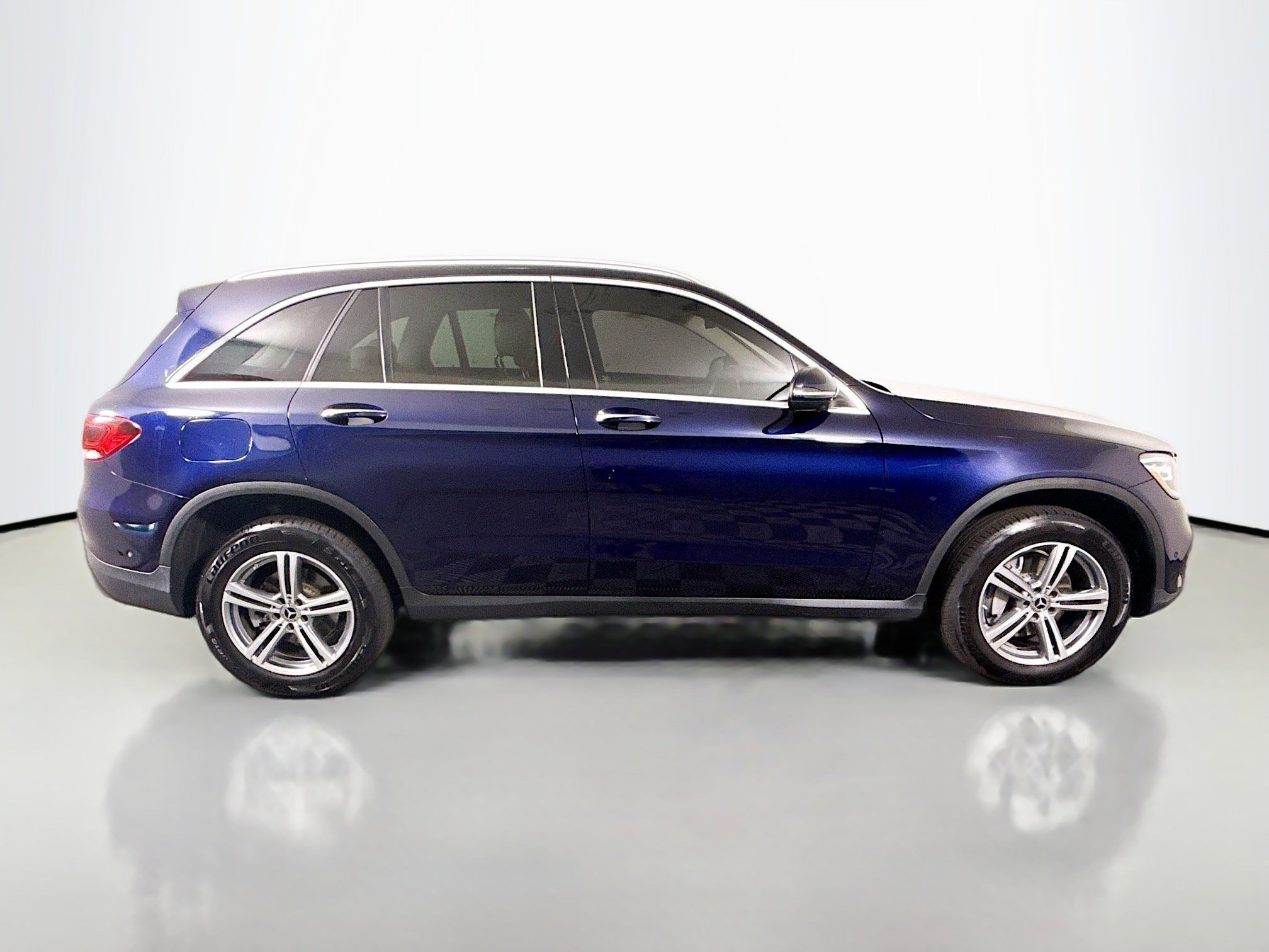 Used 2021 Mercedes-Benz GLC 300 image 11