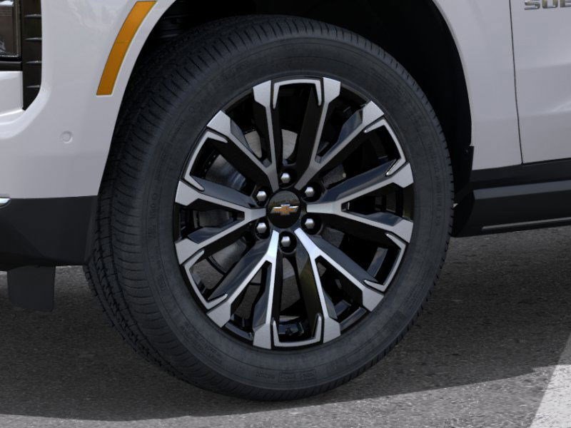 New 2025 Chevrolet Suburban High Country image 11