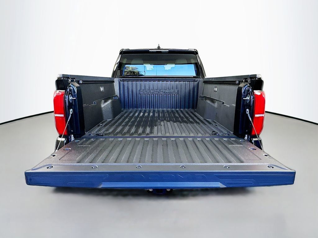 Certified 2025 Toyota Tacoma SR5 image 25
