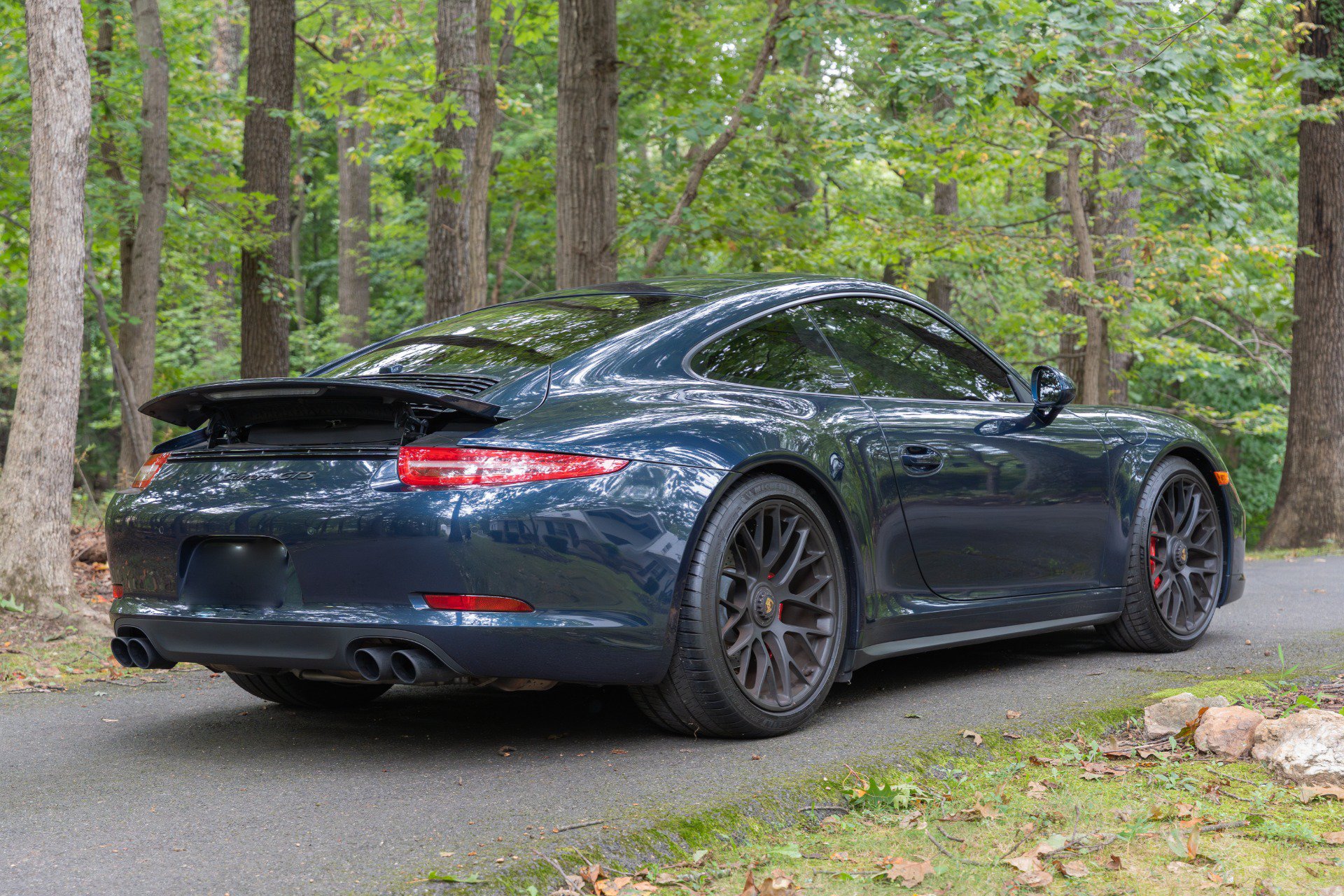 Used 2016 Porsche 911 Carrera GTS RWD image 5