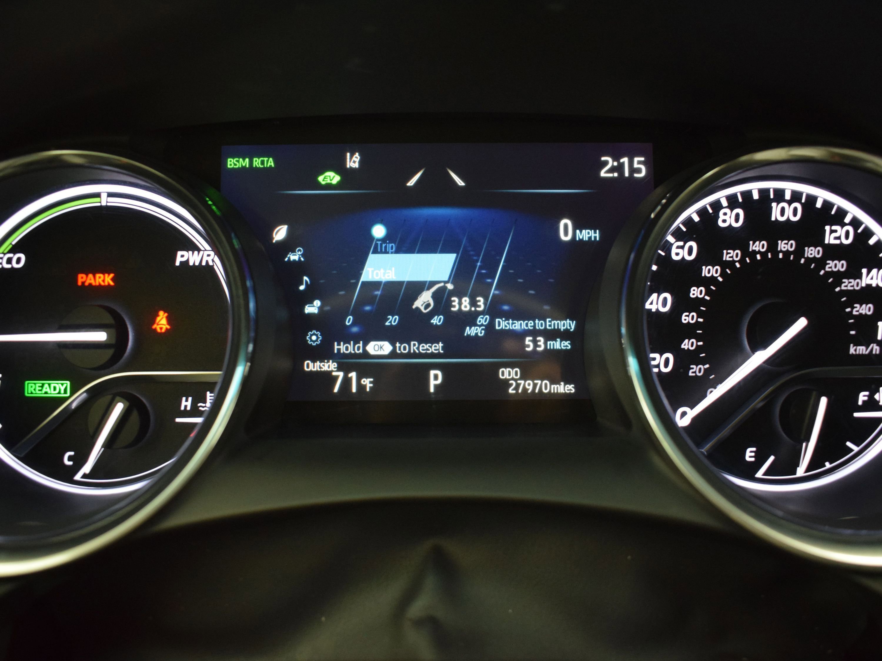 Used 2020 Toyota Camry XLE image 18