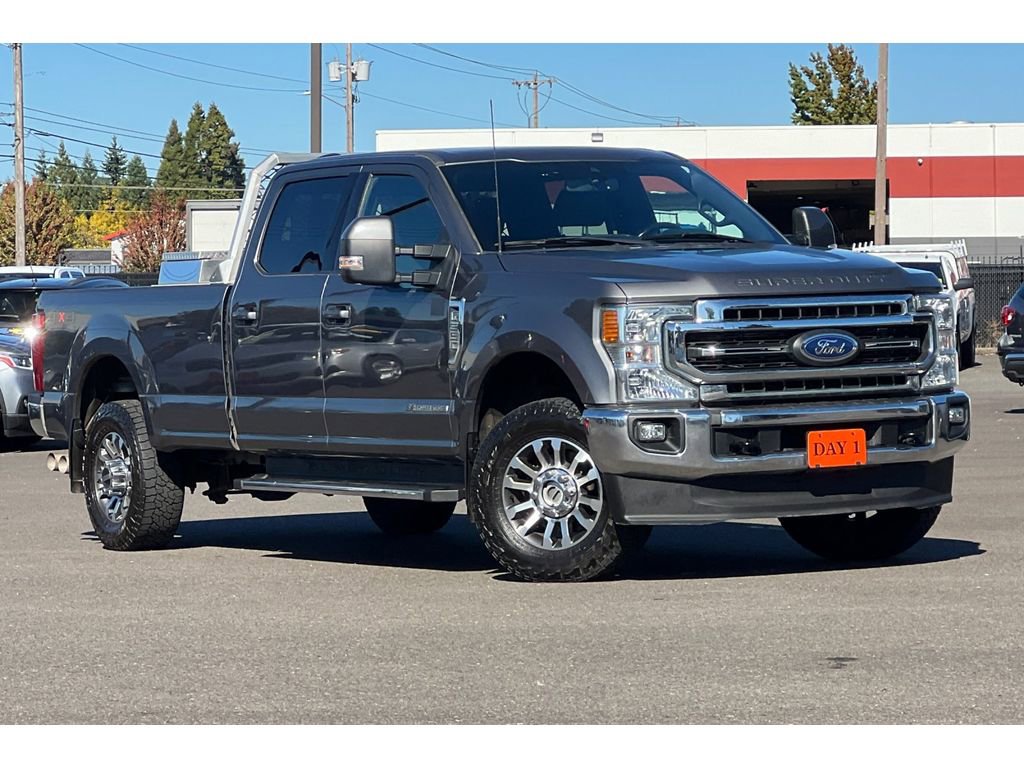 Used 2022 Ford F350 Lariat w/ Camper Package image 2