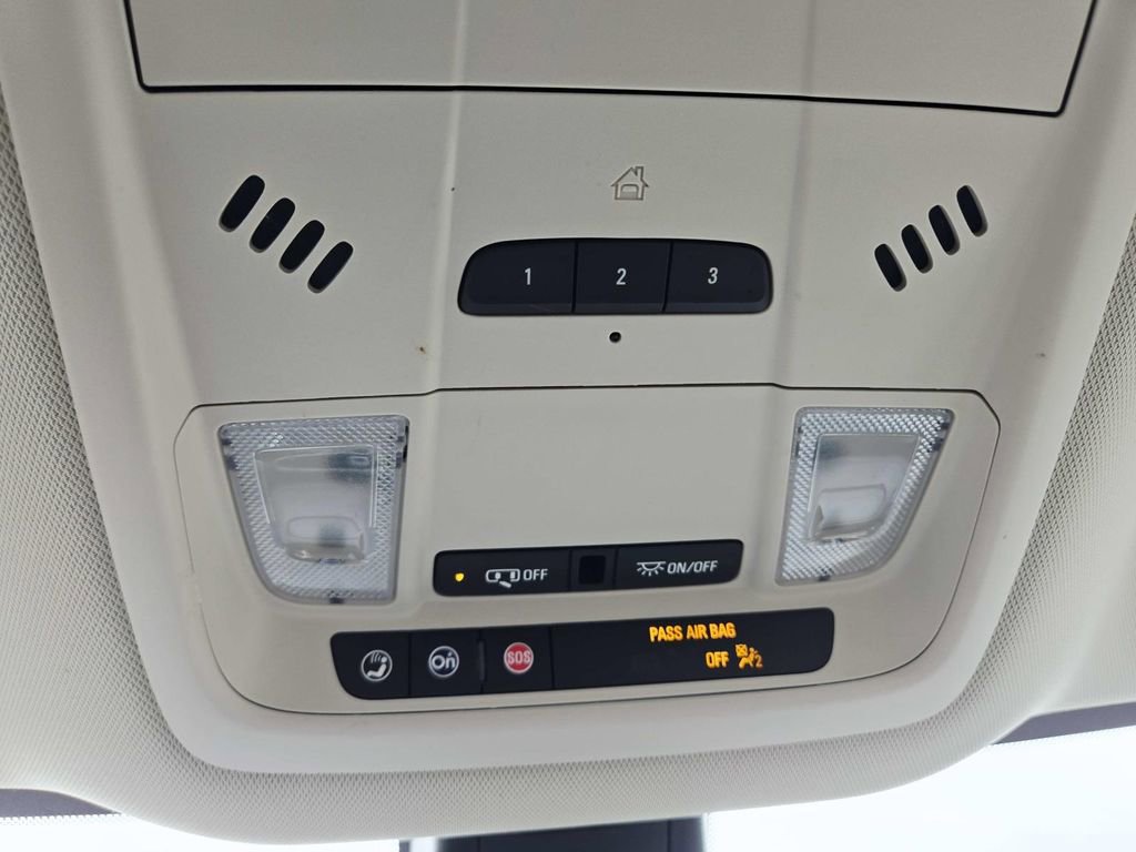 Used 2023 Buick Enclave Essence image 33