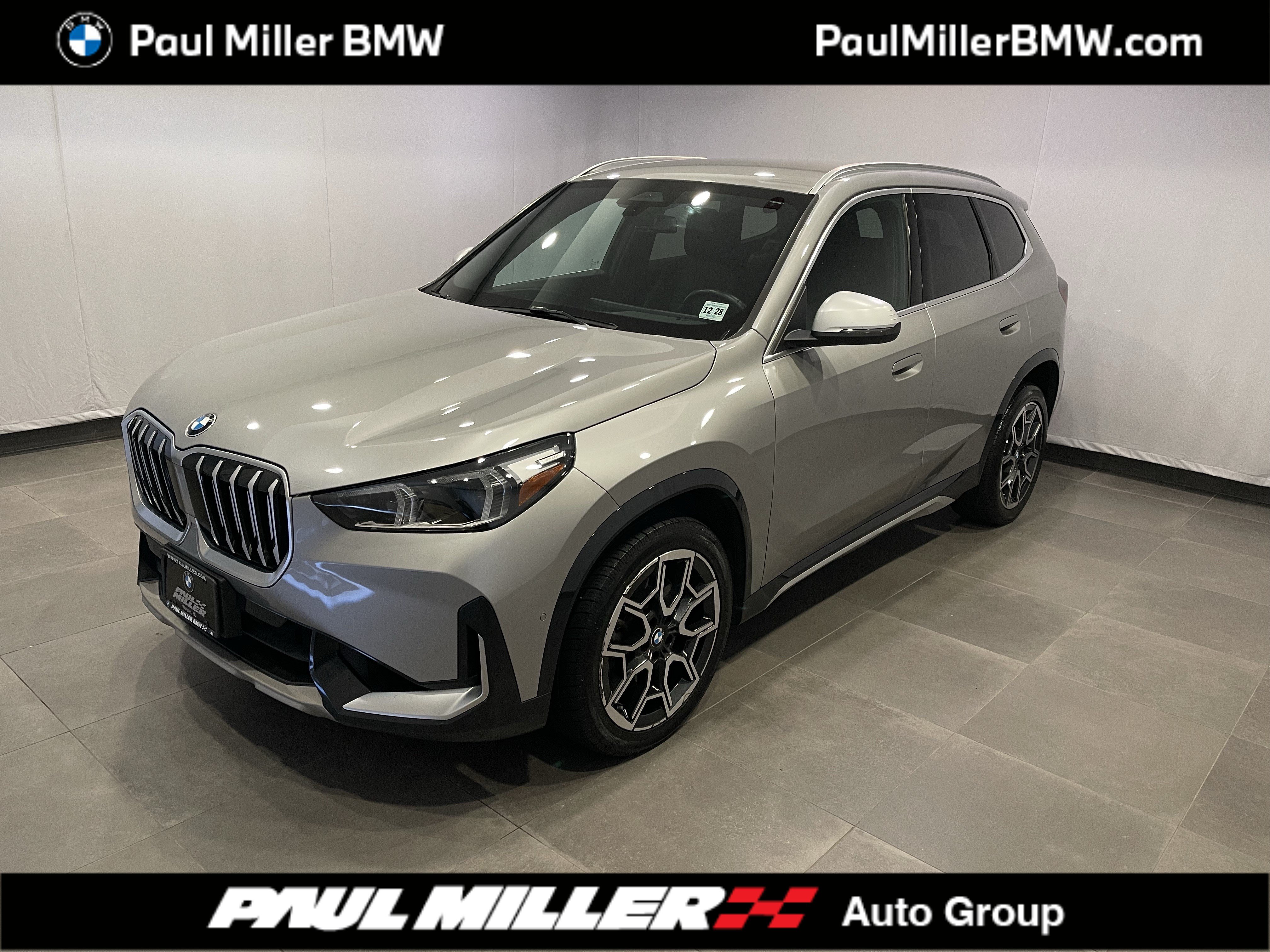Used 2023 BMW X1 xDrive28i w/ Convenience Package AWD/4WD image 1