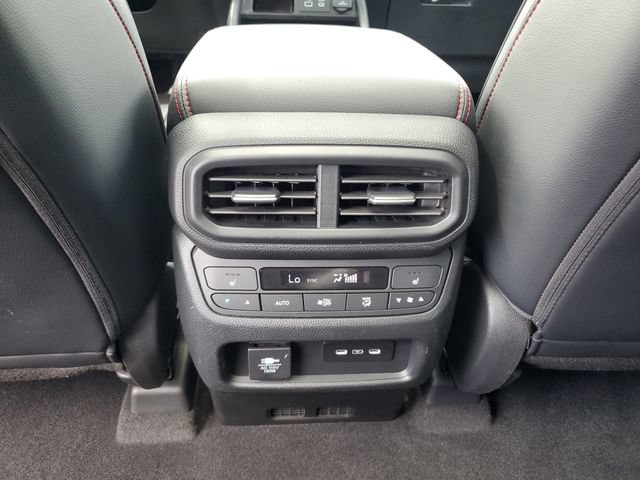 Certified 2025 Honda Pilot Black Edition image 13