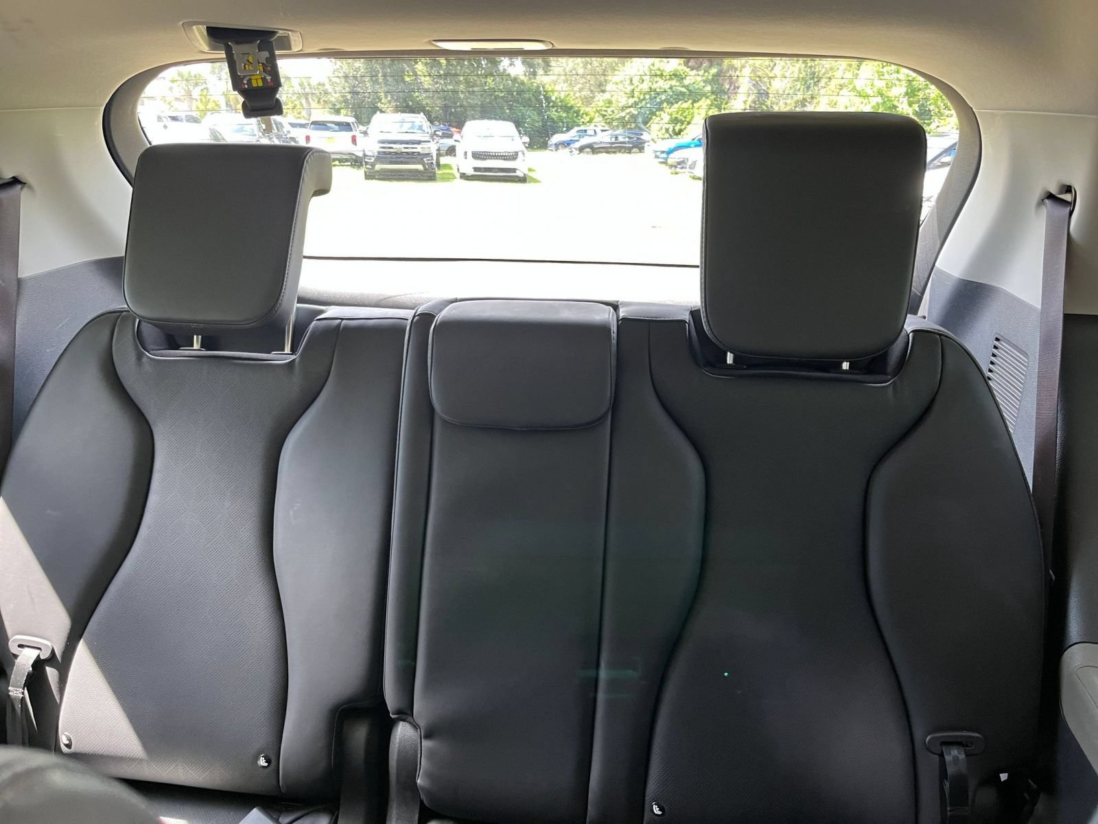 Used 2026 Kia Carnival FWD image 29
