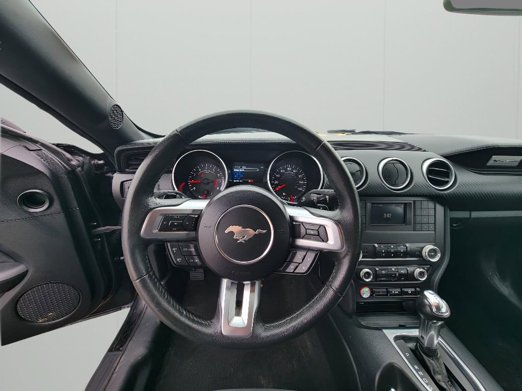Used 2019 Ford Mustang Coupe image 11