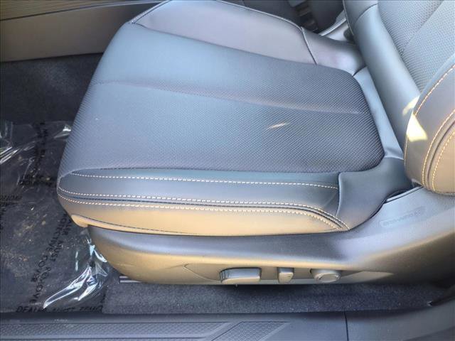 New 2026 Subaru Outback Limited AWD/4WD image 4