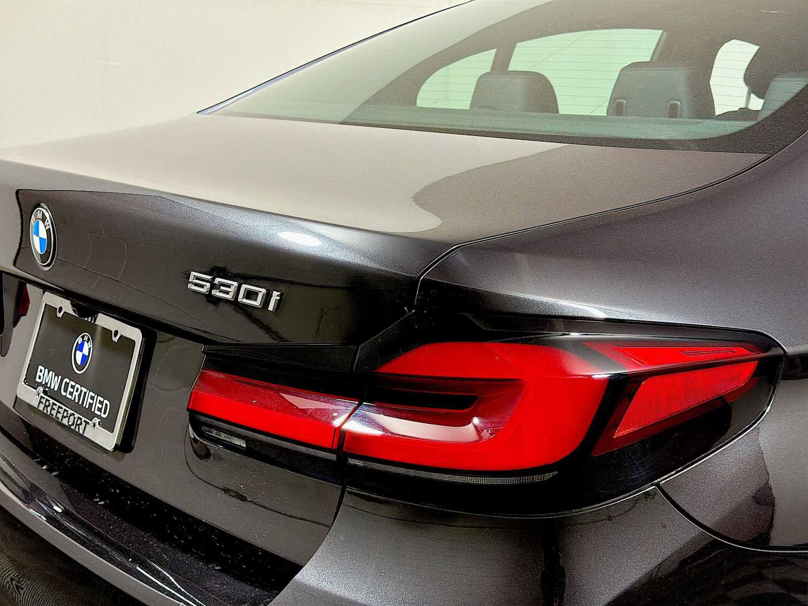 Certified 2023 BMW 530i xDrive w/ Convenience Package image 29