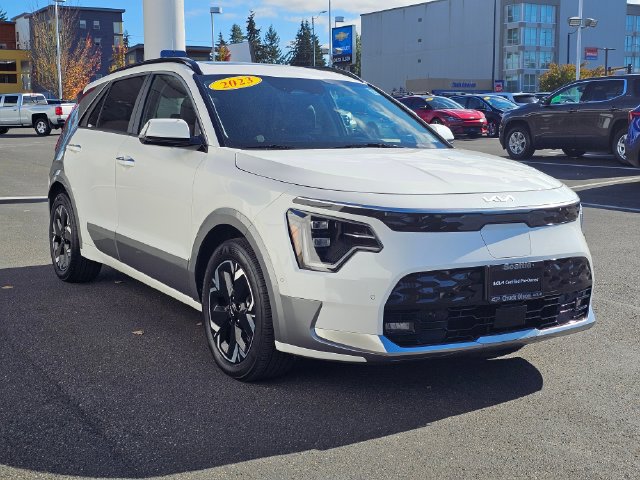Certified 2023 Kia Niro Wave w/ Wave Preserve Package FWD image 8