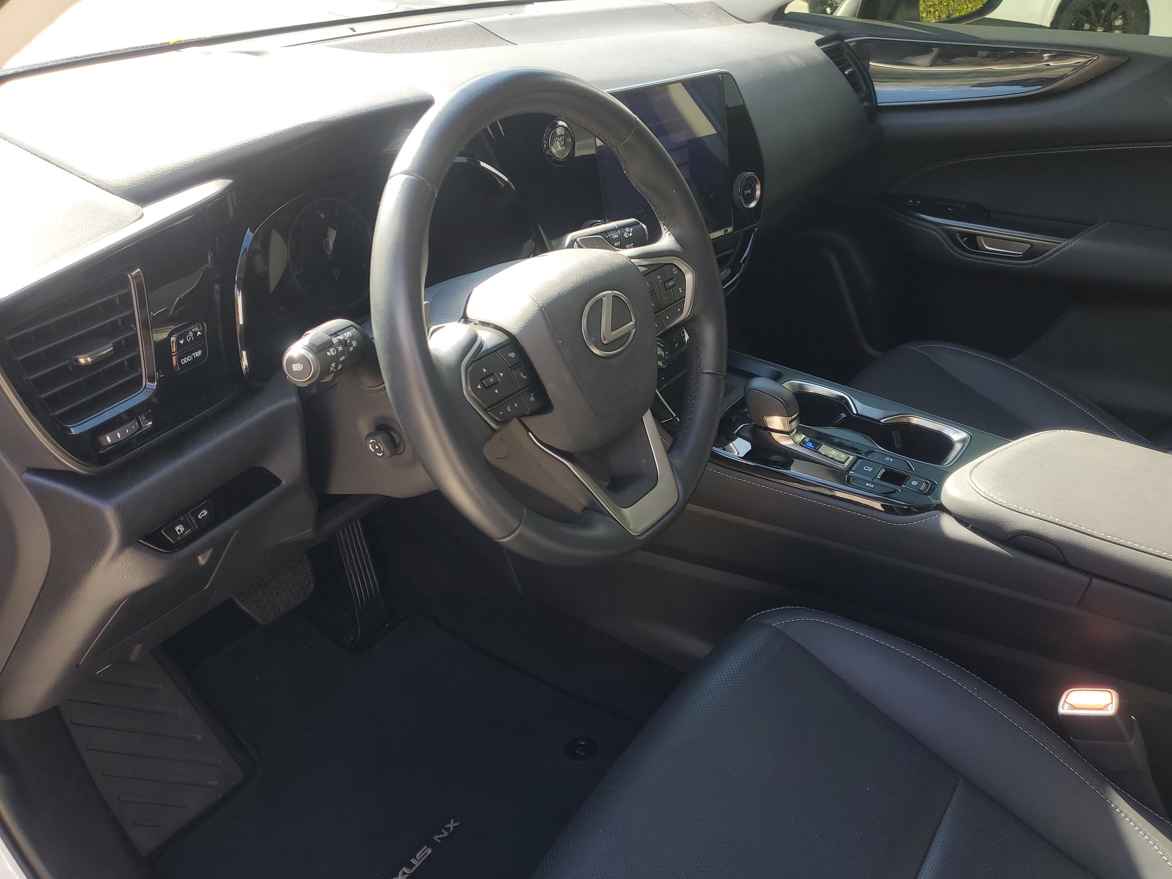 Used 2024 Lexus NX 250 NX 250 Premium image 19