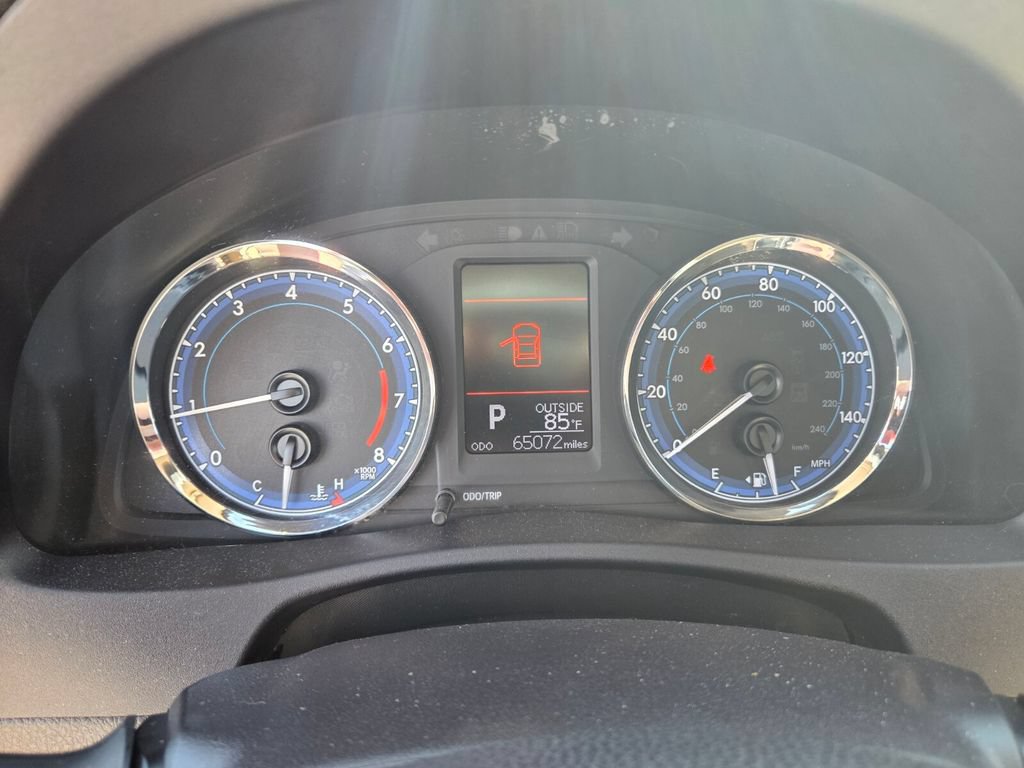 Used 2019 Toyota Corolla LE FWD image 30
